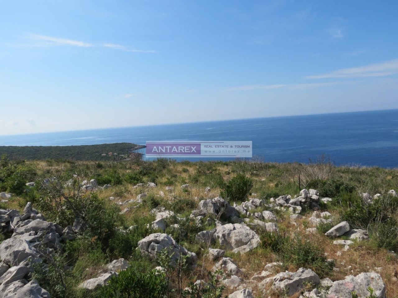 Land on Lustica peninsula, Montenegro, 2 216 sq.m - picture 1