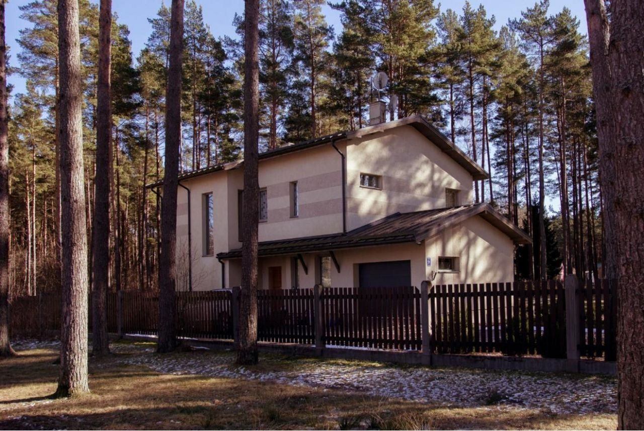 House in Jurmala, Latvia, 267 sq.m - picture 1