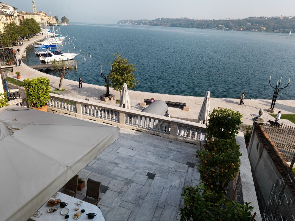 Apartment on Lake Garda, Italy, 600 sq.m - picture 1