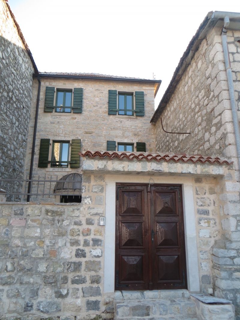 Casa en Lepetani, Montenegro, 160 m2 - imagen 1