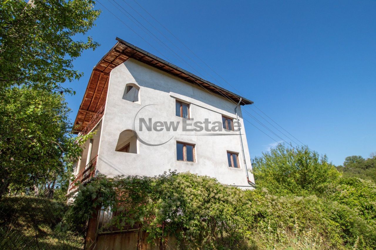 Maison à Dyakovo, Bulgarie, 490 m2 - image 1