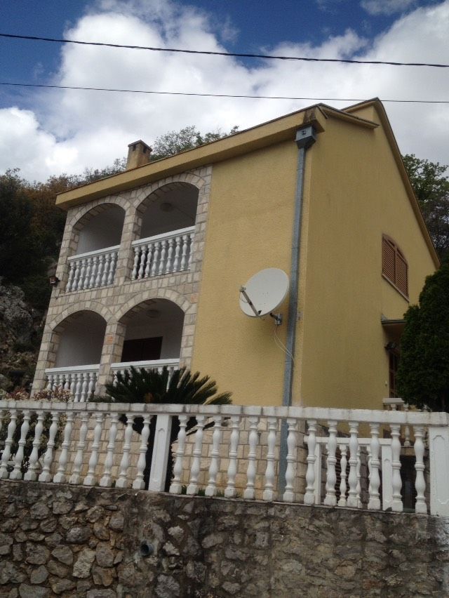House in Budva, Montenegro, 242 sq.m - picture 1