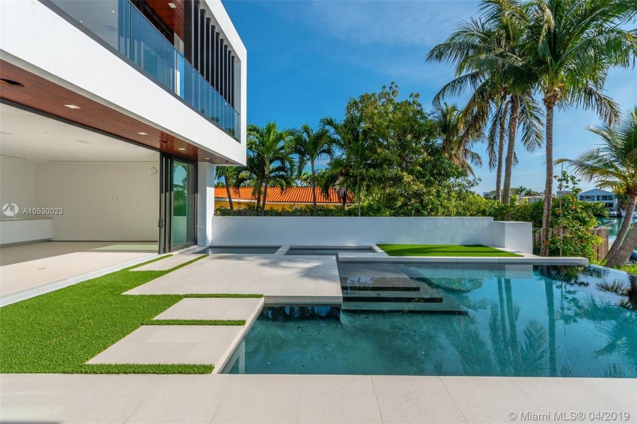 Villa in Miami, USA, 550 m2 - Foto 1
