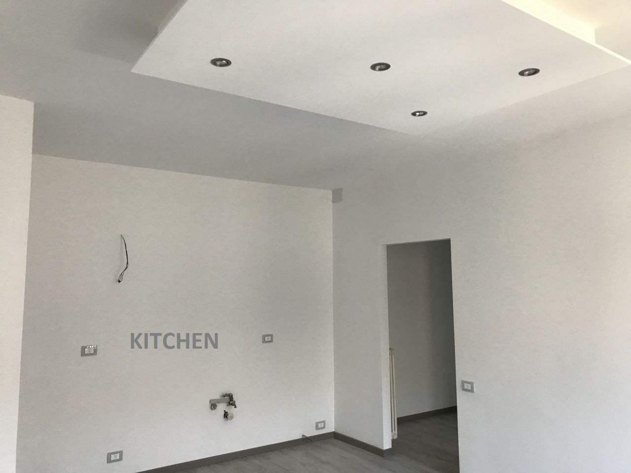 Apartment in Menaggio, Italy, 80 sq.m - picture 1
