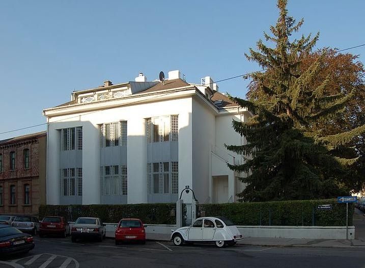 Villa in Vienna, Austria, 651 sq.m - picture 1