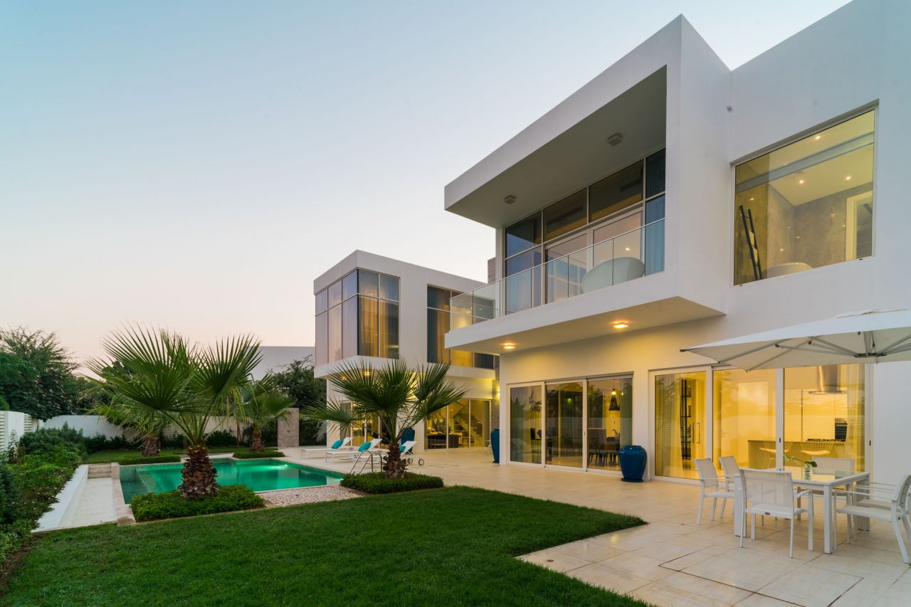 Villa in Dubai, VAE, 834 m2 - Foto 1