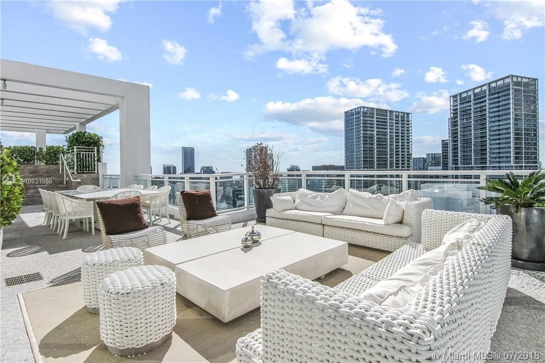 Penthouse à Miami, États-Unis, 450 m2 - image 1