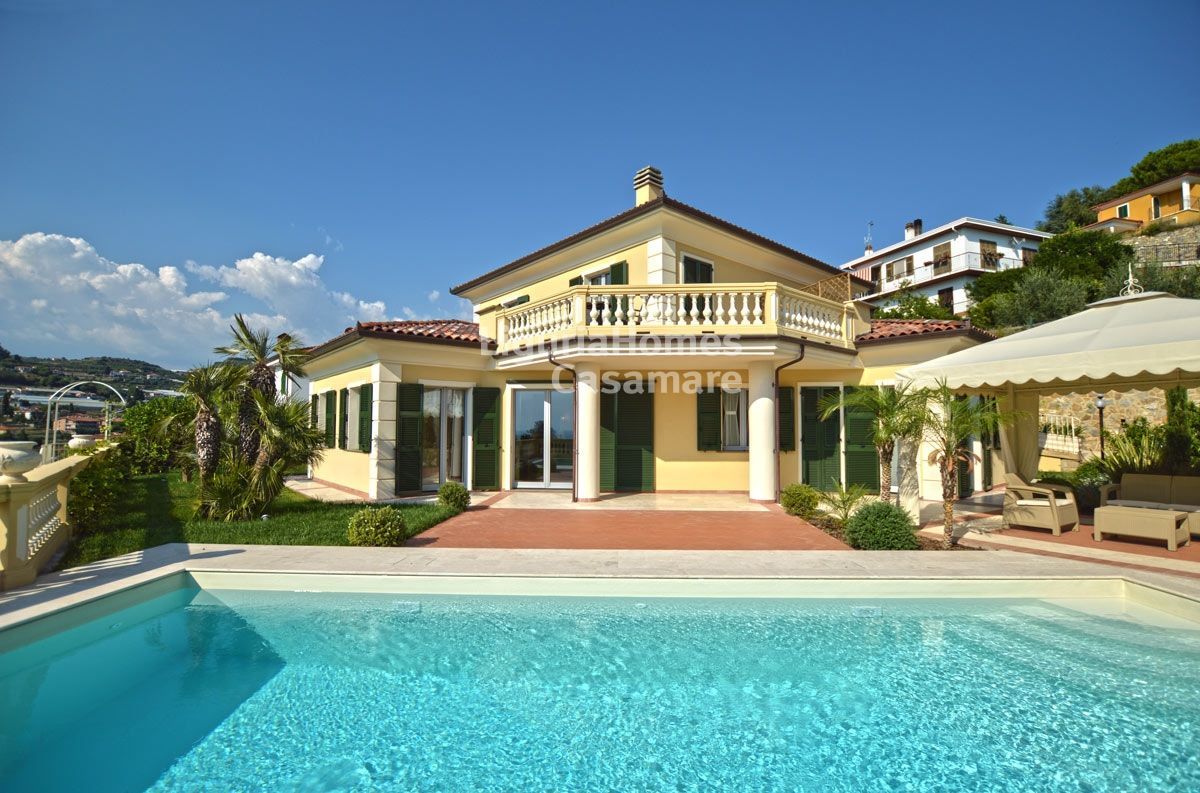 Villa en Bordighera, Italia, 395 m2 - imagen 1