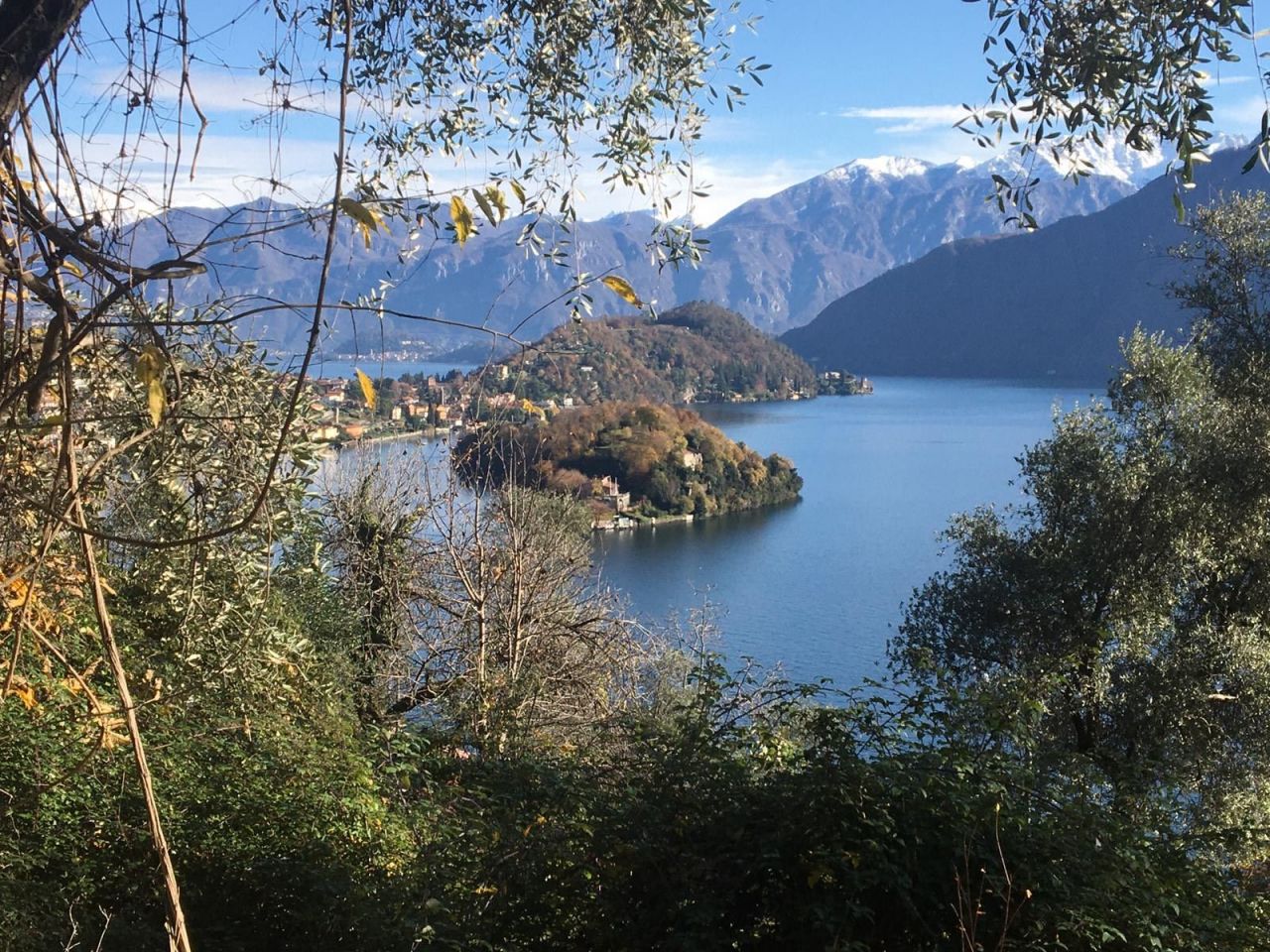 Terreno por Lago de Como, Italia, 2 600 m2 - imagen 1