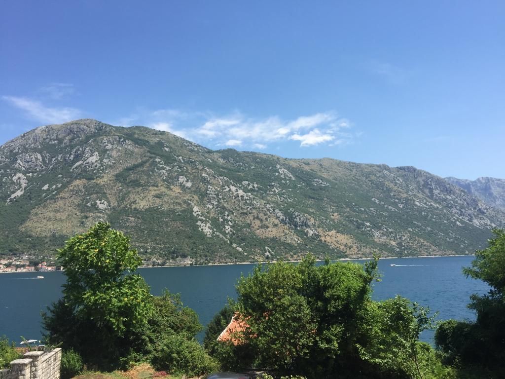 Land in Stoliv, Montenegro, 10 046 sq.m - picture 1