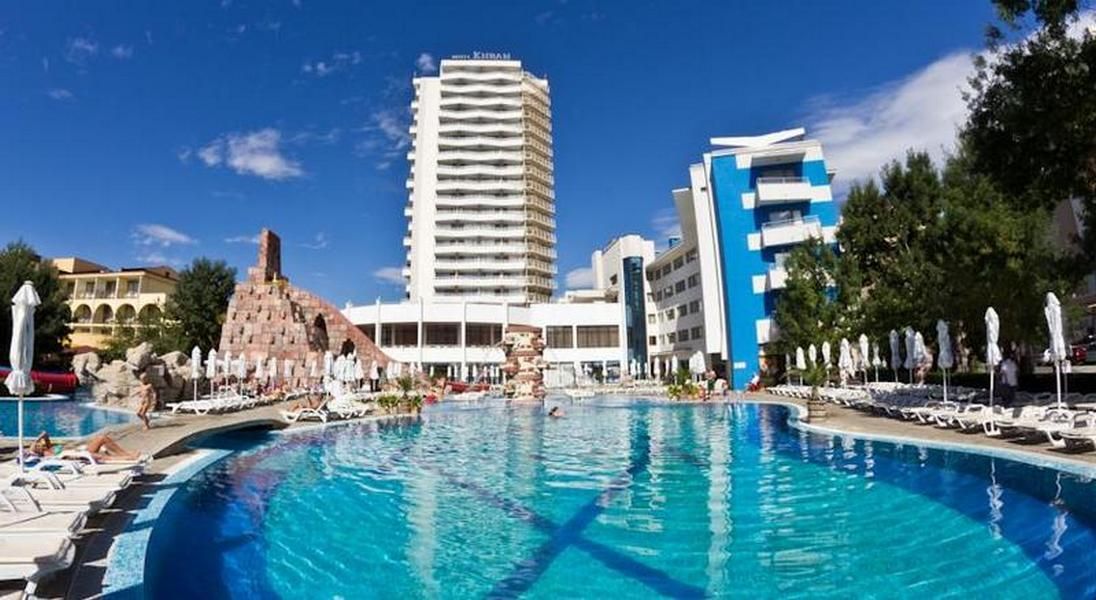 Hotel at Sunny Beach, Bulgaria, 20 884 sq.m - picture 1