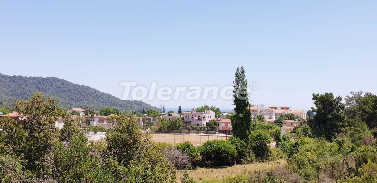 Land in Kemer, Turkey, 1 139 sq.m - picture 1