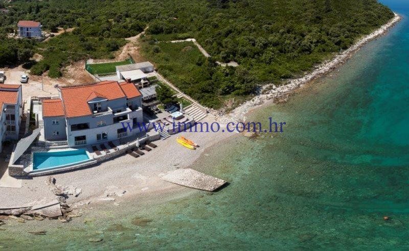 Villa on Peljesac peninsula, Croatia, 320 sq.m - picture 1