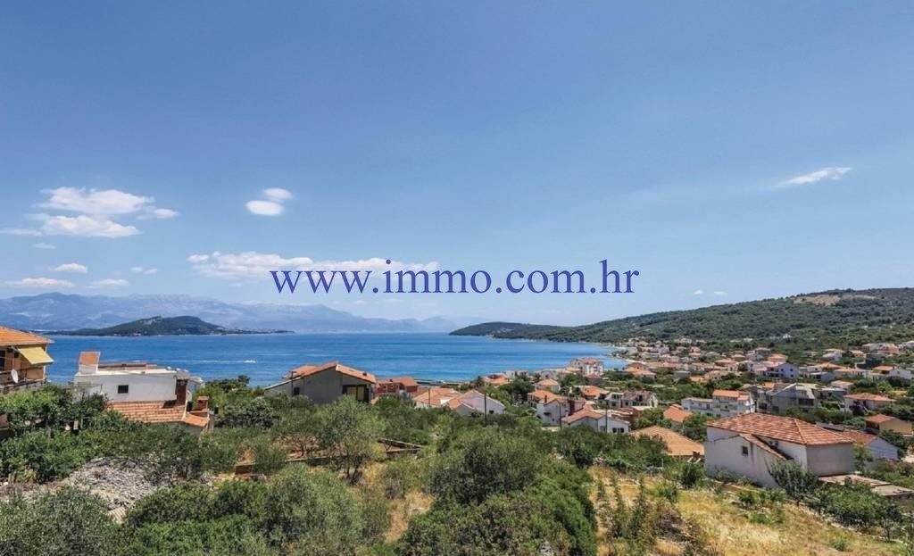 Land in Trogir, Croatia, 3 629 sq.m - picture 1
