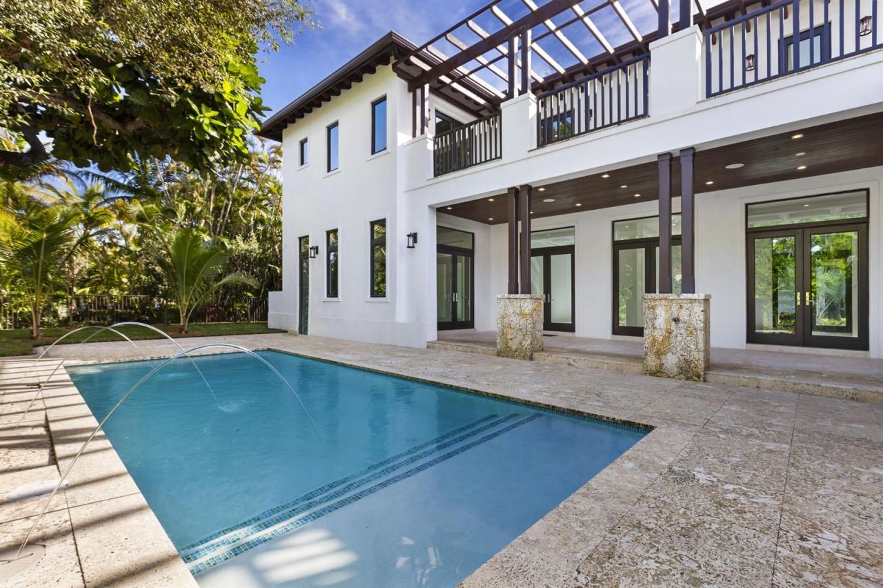 Villa en Miami, Estados Unidos, 340 m² - imagen 1