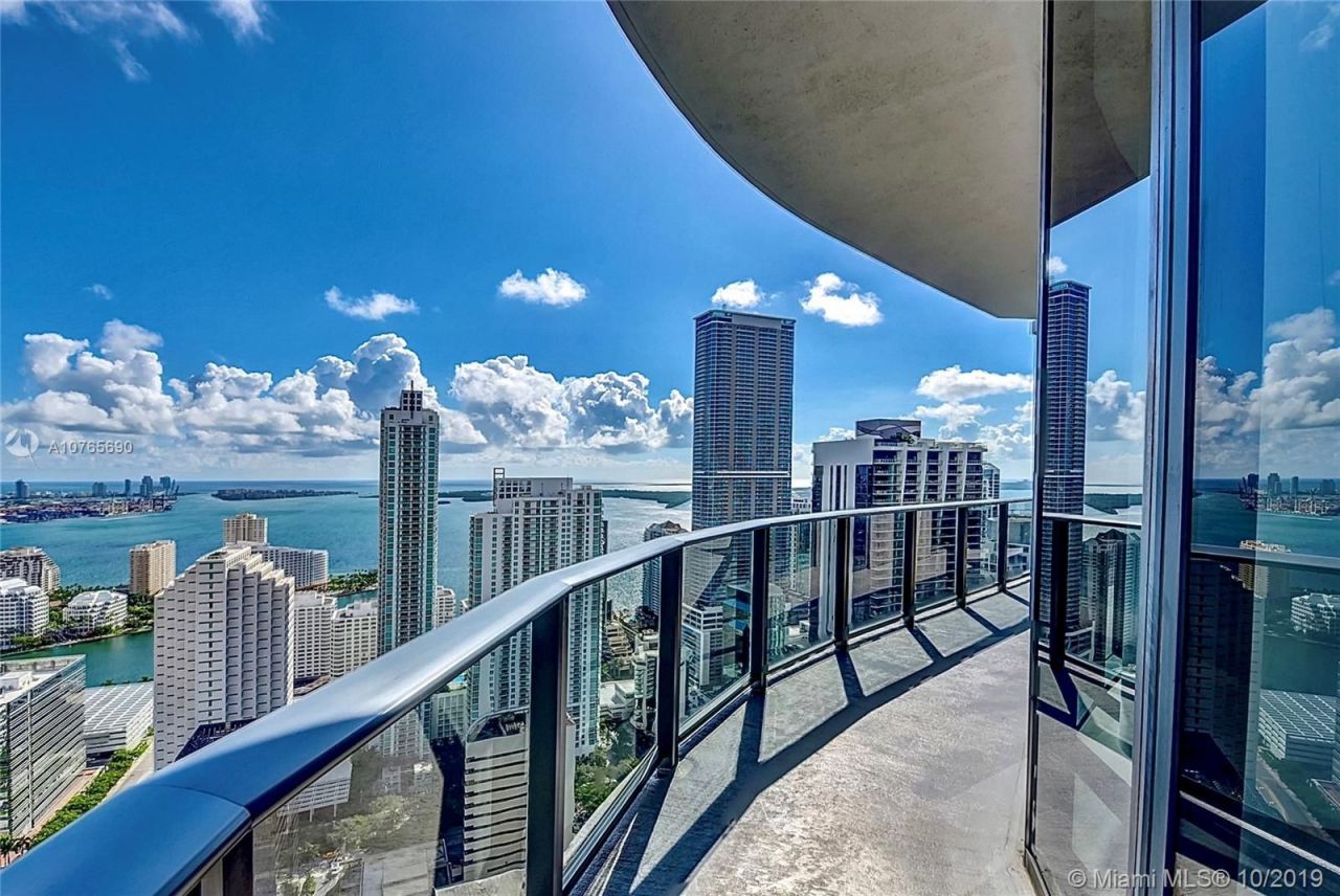 Penthouse in Miami, USA, 140 sq.m - picture 1