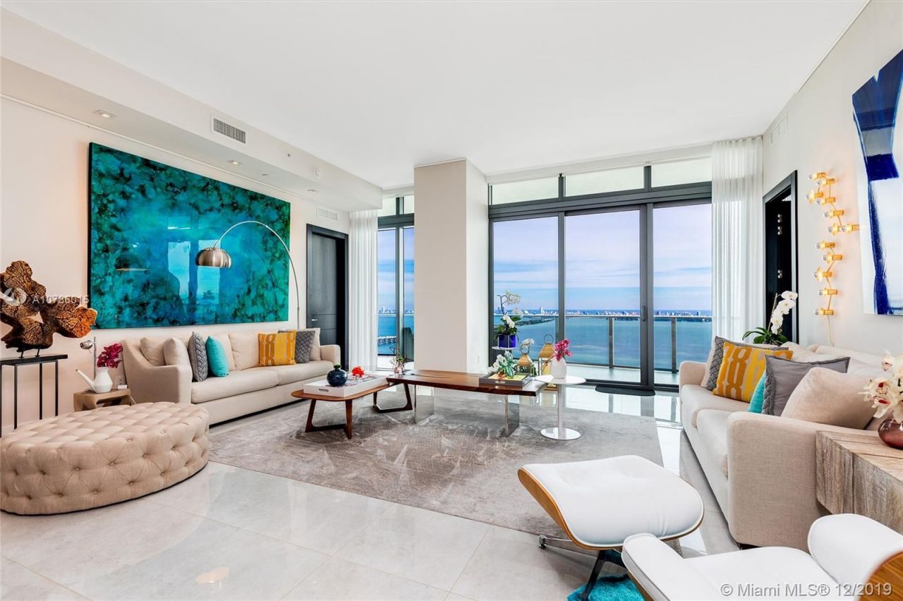 Penthouse à Miami, États-Unis, 220 m2 - image 1