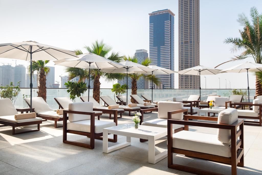 Hotel en Dubái, EAU, 9 100 m2 - imagen 1