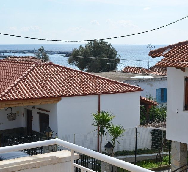 House in Kassandra, Greece, 180 sq.m - picture 1