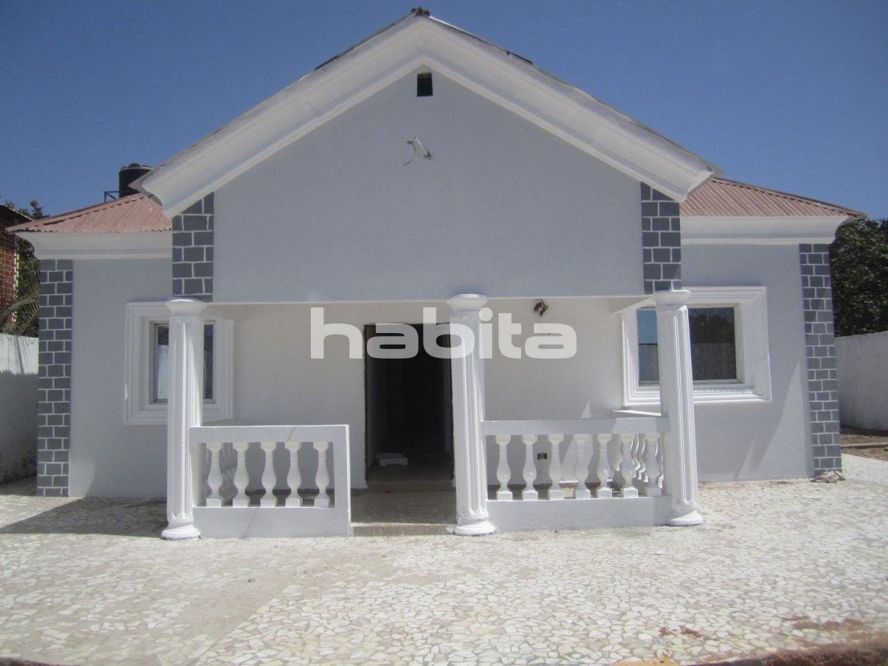 Casa Kerr Serign, Gambia, 79 m2 - imagen 1