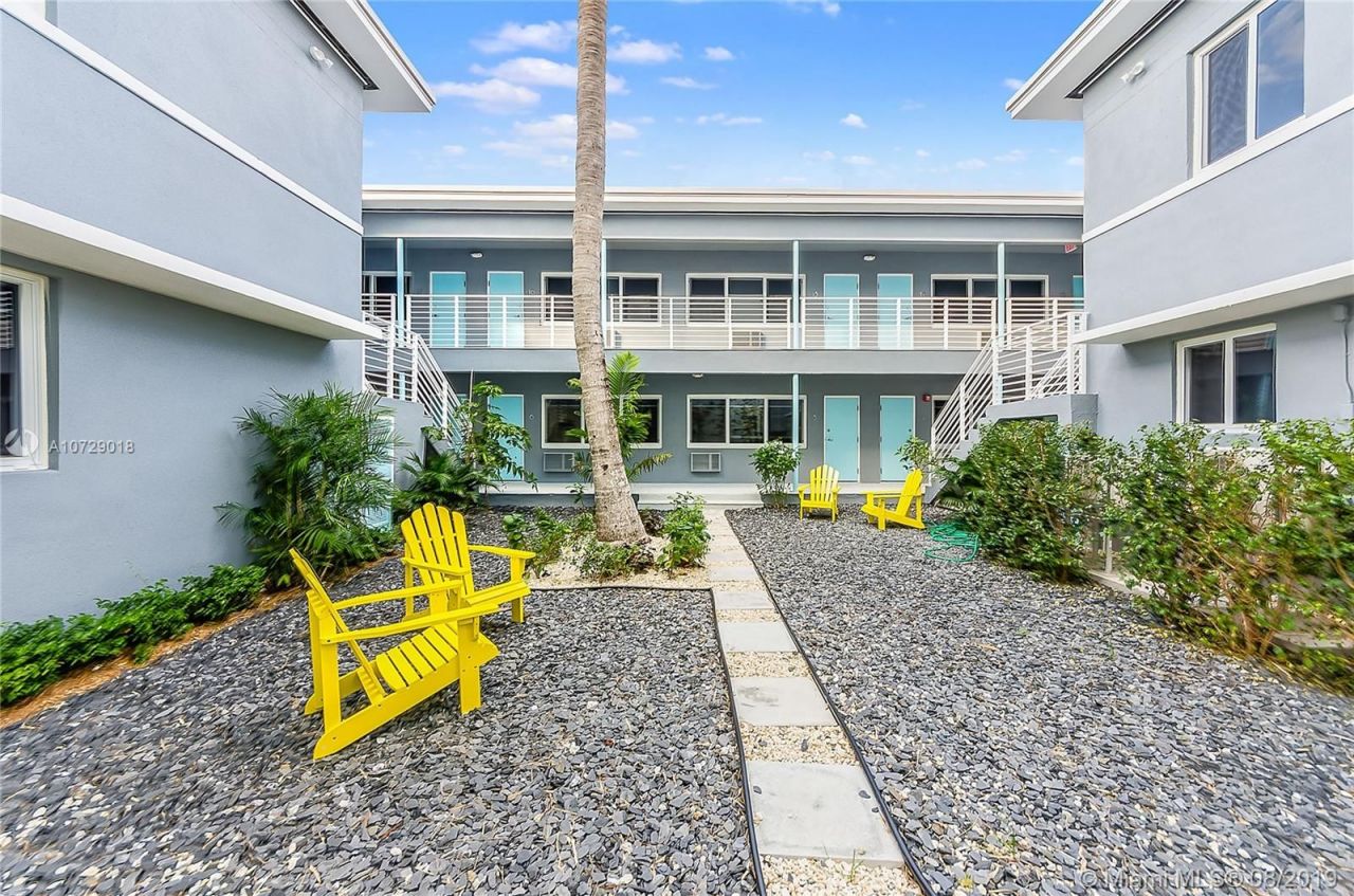 Casa lucrativa en Miami, Estados Unidos, 800 m2 - imagen 1