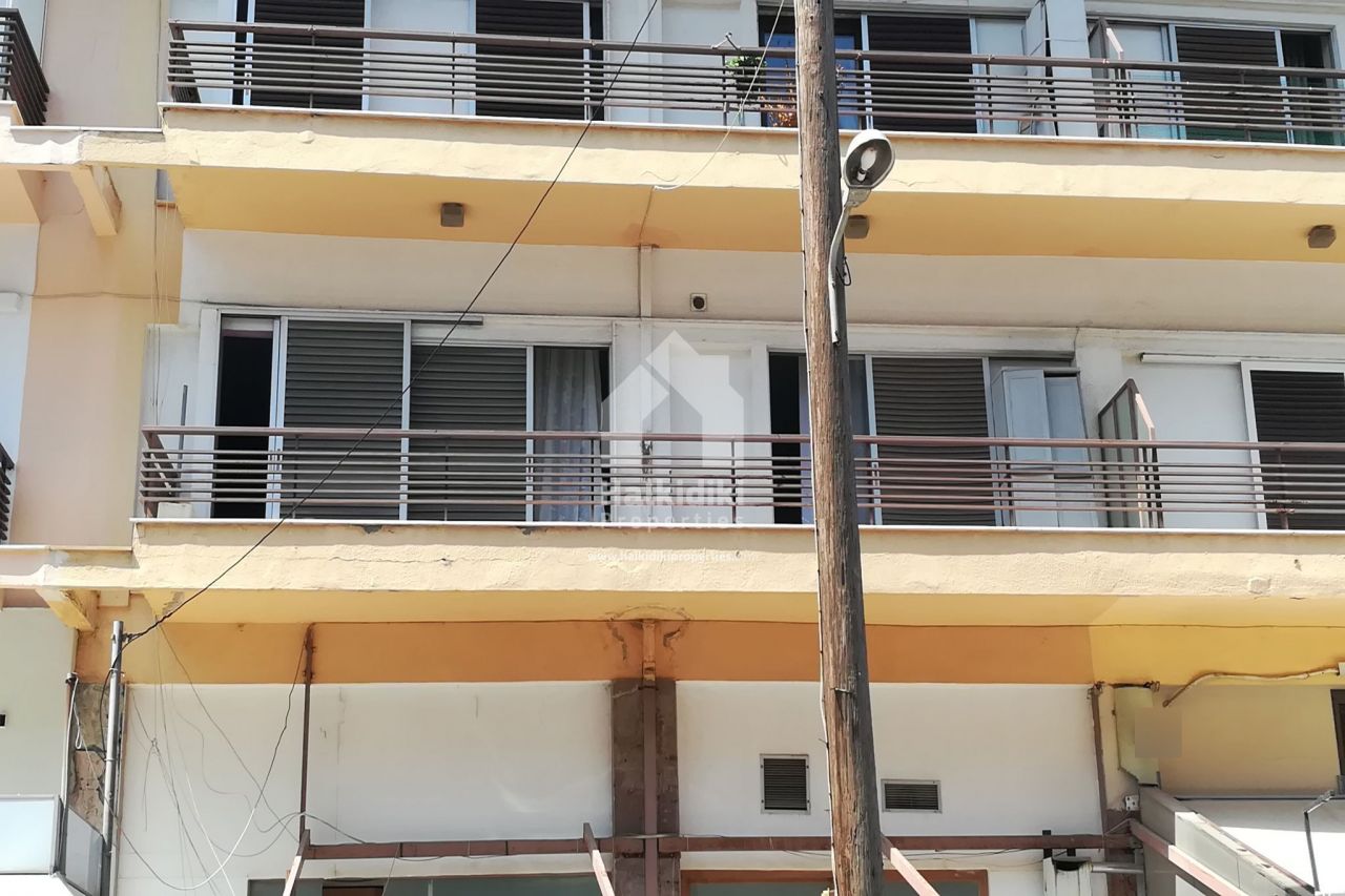 Apartment in Poligiros, Greece, 105 sq.m - picture 1