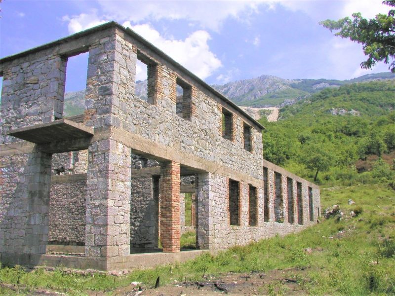 Haus in Budva, Montenegro, 590 m2 - Foto 1