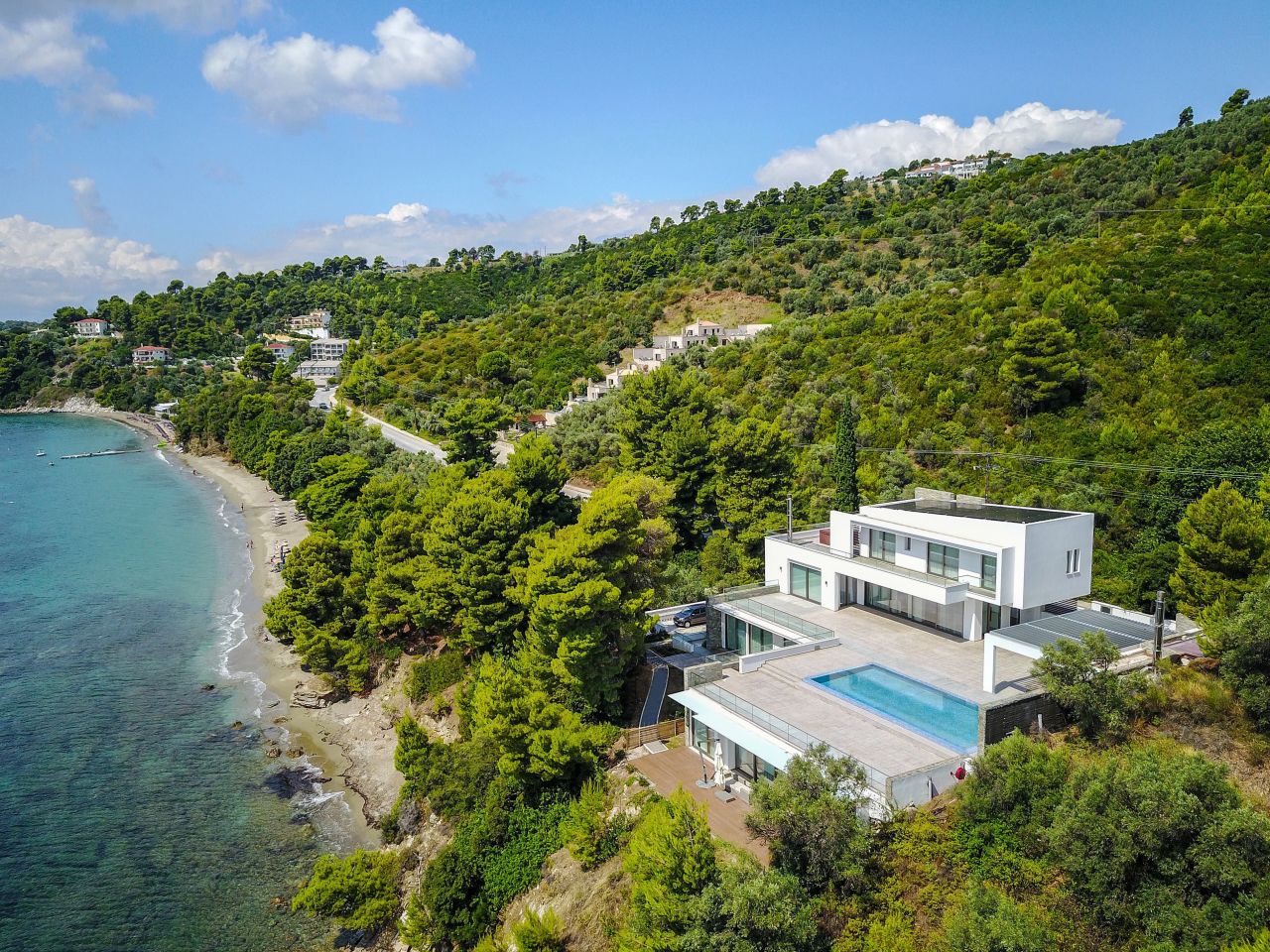 Villa on Sciathos, Greece, 985 sq.m - picture 1