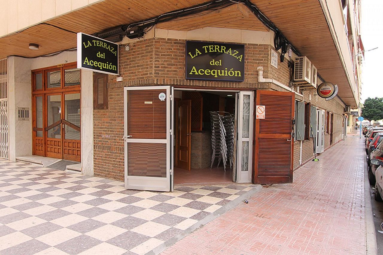 Cafe, restaurant in Torrevieja, Spain, 70 sq.m - picture 1