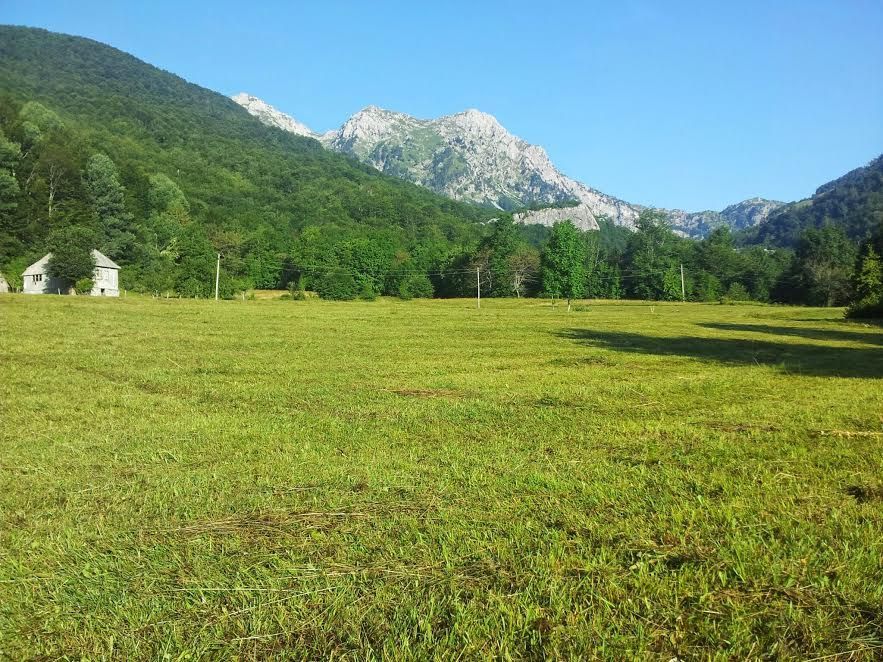 Grundstück in Kolasin, Montenegro, 22 050 m2 - Foto 1