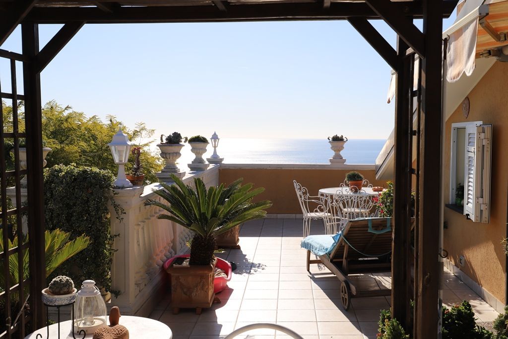 Flat in San Remo, Italy, 152 sq.m - picture 1