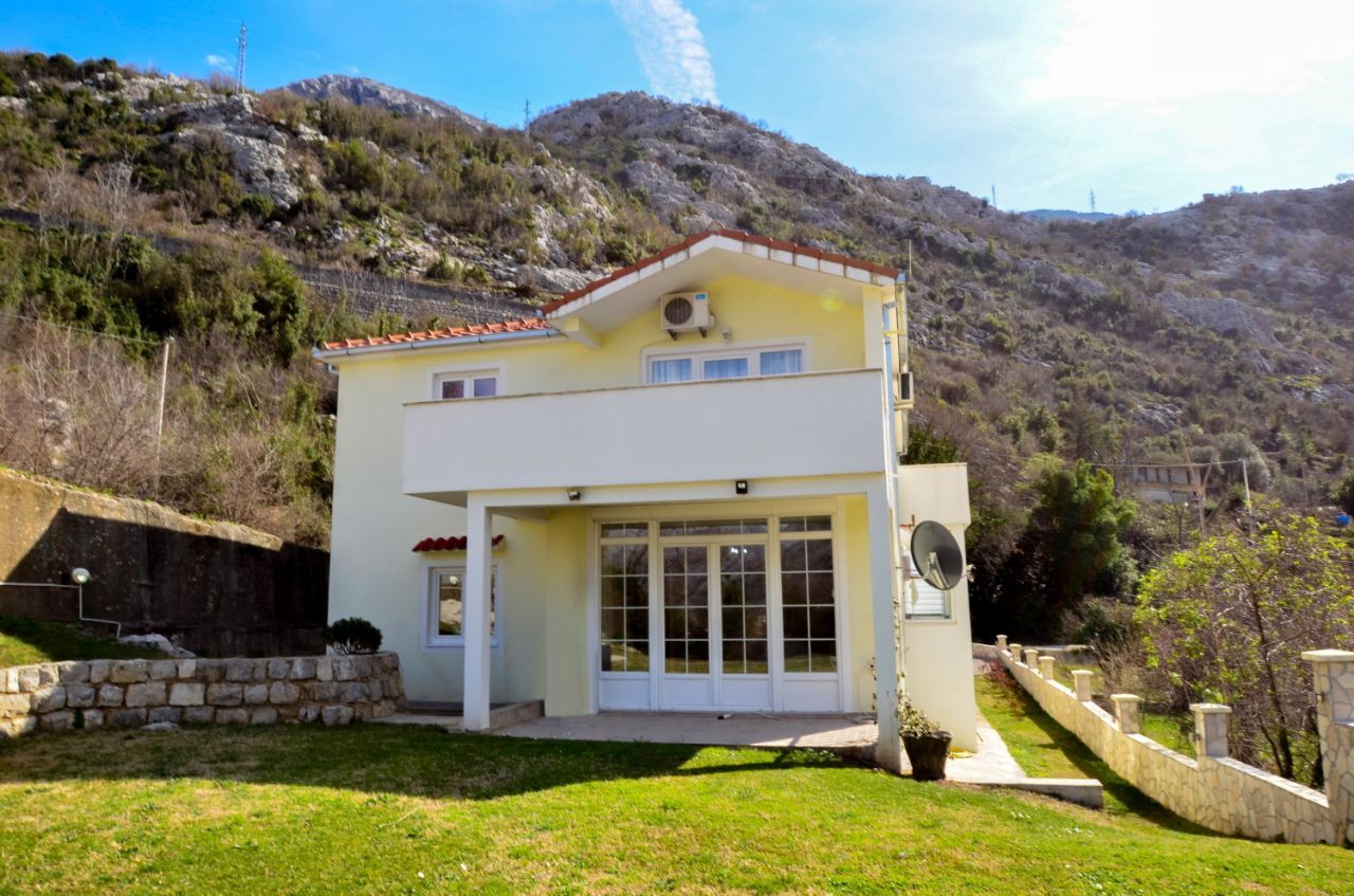 Haus in Kotor, Montenegro, 193 m2 - Foto 1