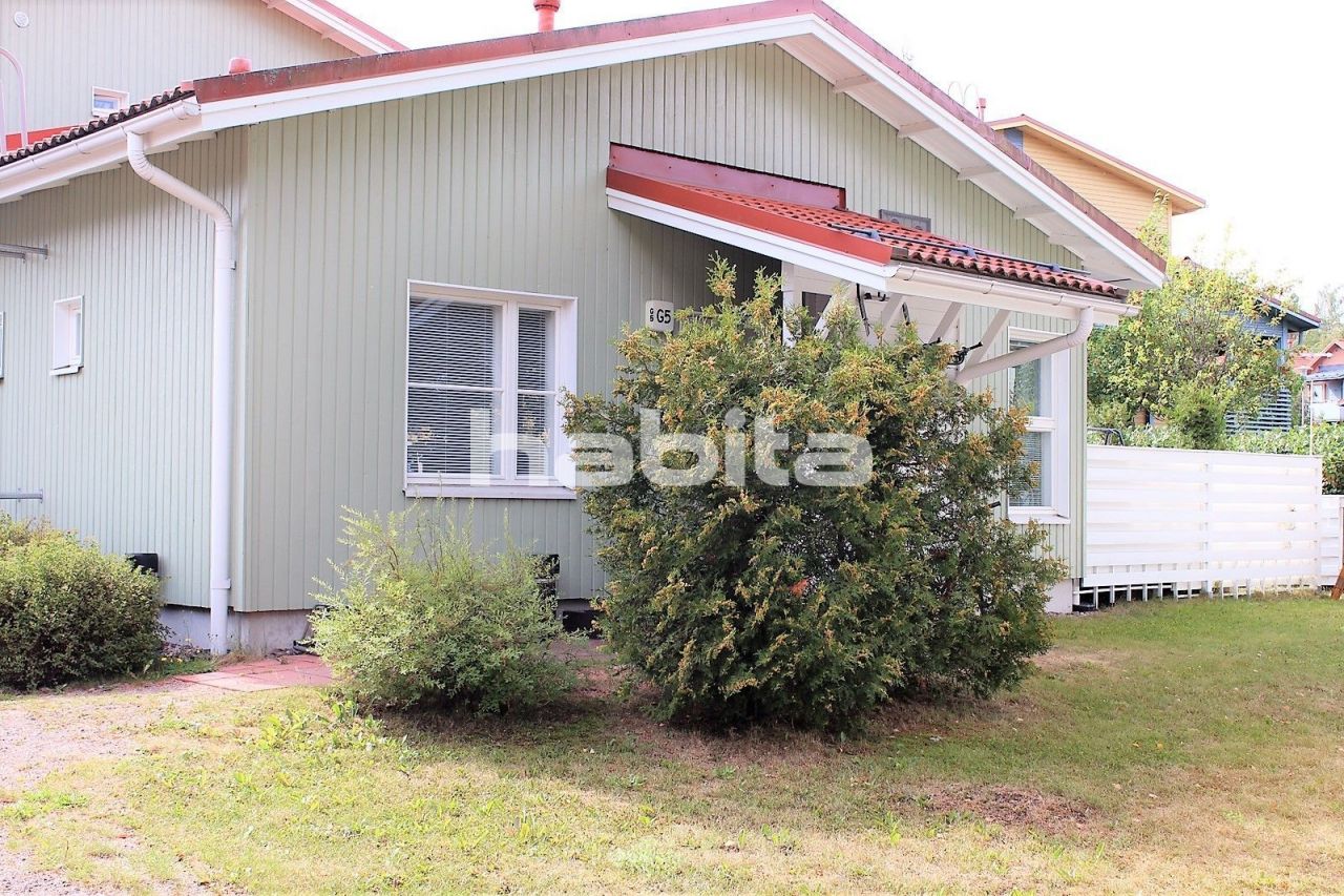 Flat in Jarvenpaa, Finland, 47 sq.m - picture 1