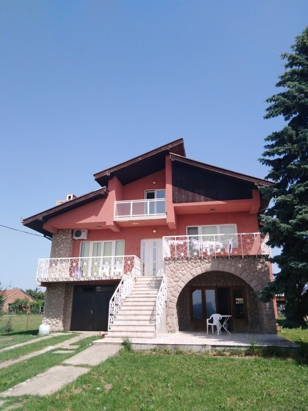 House in Arandelovac, Serbia, 260 sq.m - picture 1