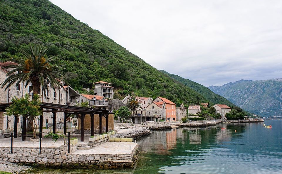 Land in Kotor, Montenegro, 290 sq.m - picture 1