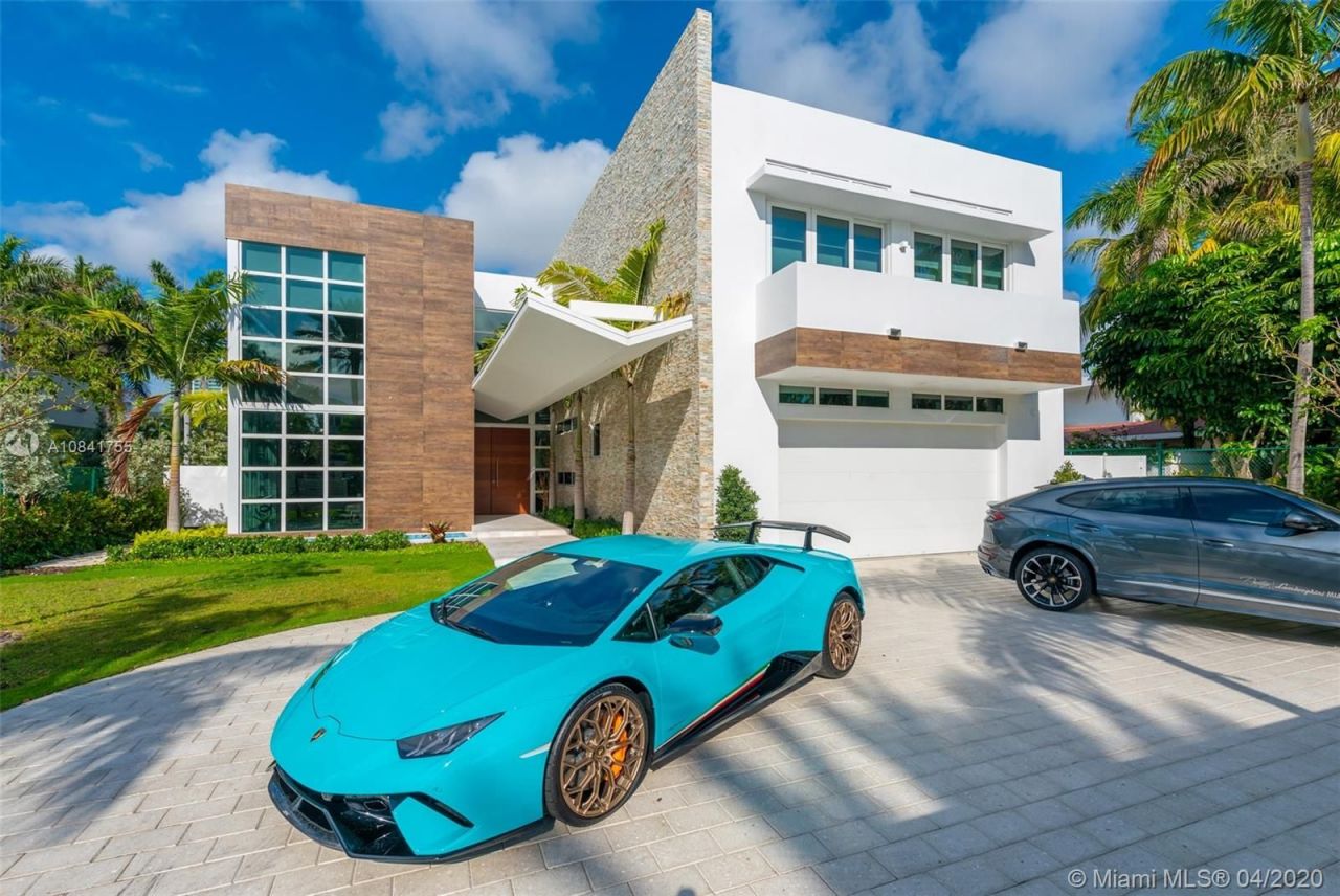 Villa in Miami, USA, 450 m2 - Foto 1
