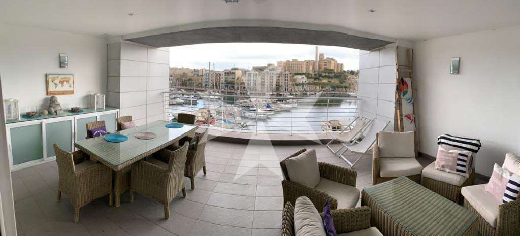 Apartment in Ta' Xbiex, Malta, 280 sq.m - picture 1