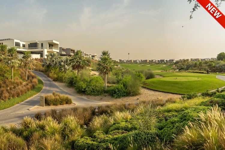 Land in Dubai, UAE, 697 sq.m - picture 1
