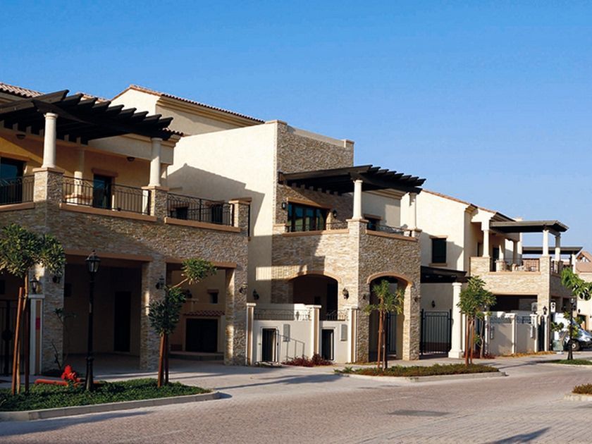 Villa en Abu Dabi, EAU, 530 m2 - imagen 1
