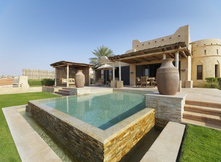 Villa en Abu Dabi, EAU, 404 m2 - imagen 1