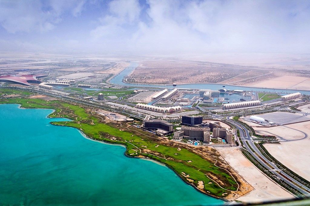 Grundstück in Abu Dhabi, VAE, 1 839 m2 - Foto 1