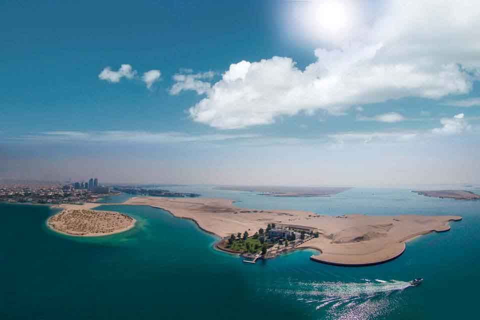 Land in Abu Dhabi, UAE, 994 sq.m - picture 1