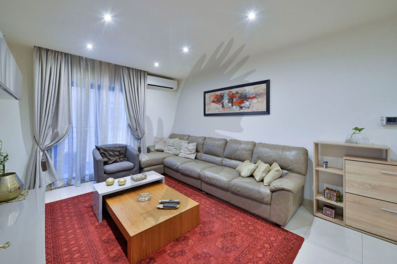Appartement à San Ġwann, Malte, 115 m2 - image 1