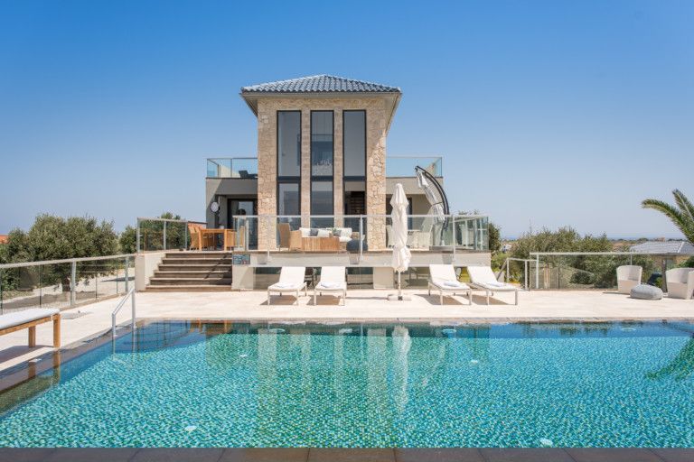 Villa in Chania Prefecture, Greece, 200 sq.m - picture 1