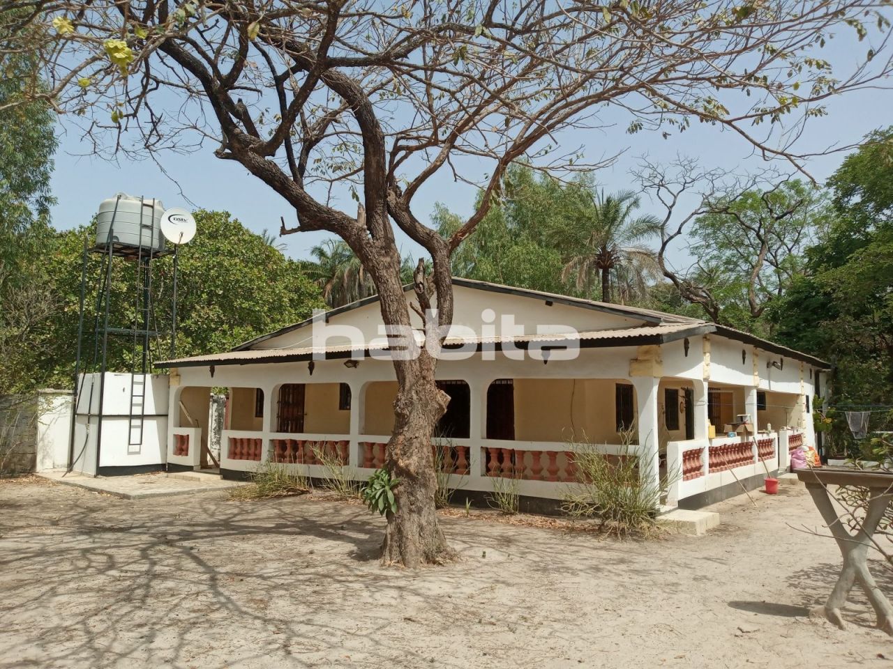 Villa Sanyang, Gambia, 82 sq.m - picture 1