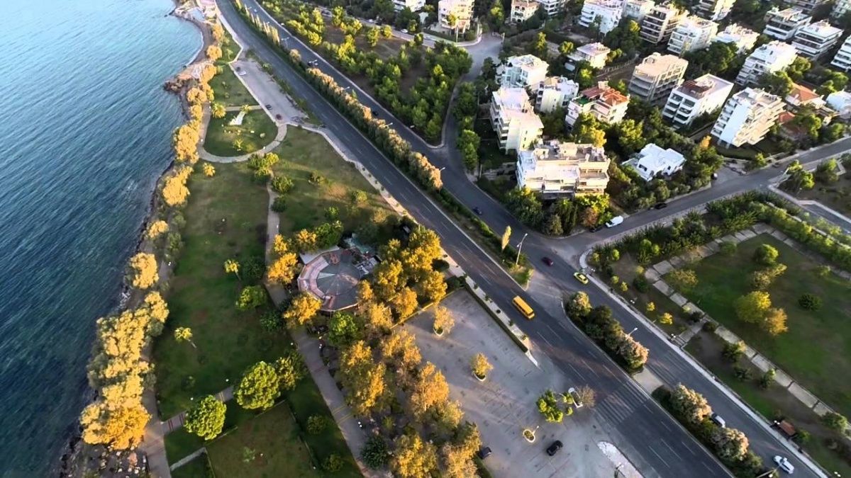 Terreno en Atenas, Grecia, 3 000 ares - imagen 1
