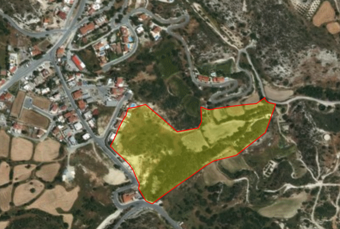 Terreno en Limasol, Chipre, 46 824 ares - imagen 1