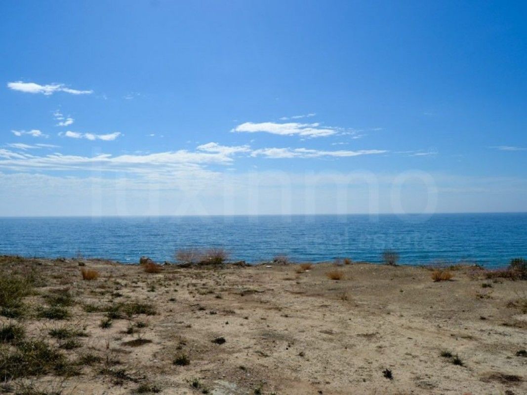 Terrain sur la Costa Blanca, Espagne, 1 885 ares - image 1