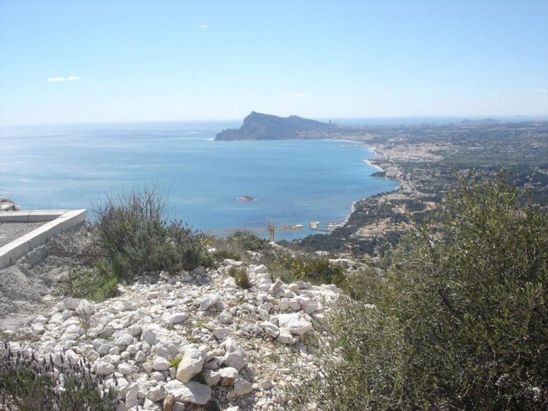 Land on Costa Blanca, Spain, 1 787 ares - picture 1