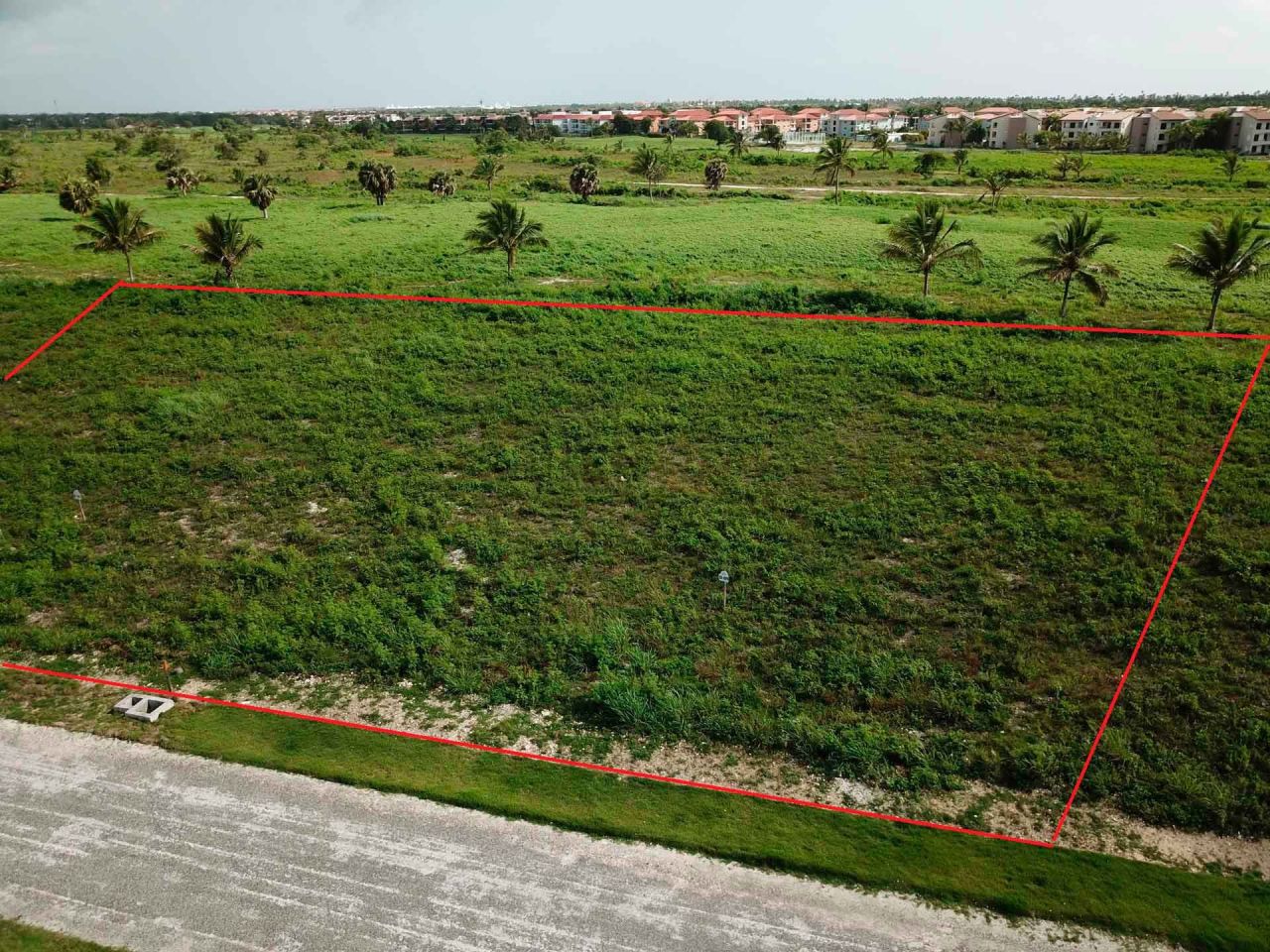 Land in Punta Cana, Dominican Republic, 3 224 sq.m - picture 1